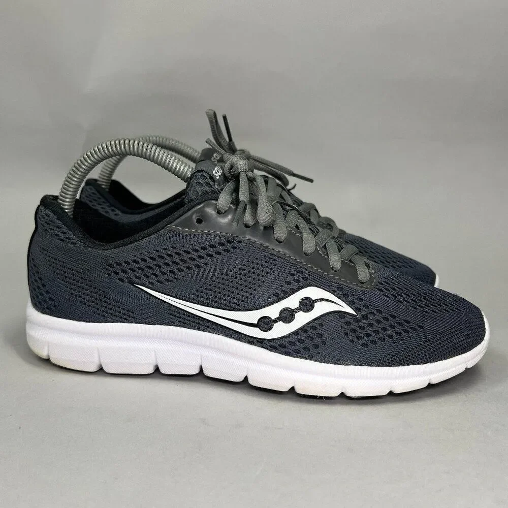 Saucony Women's Size 7.5 Grid Ideal‎ Running Shoes